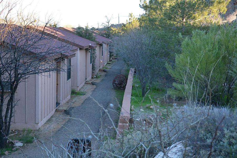Creekside Preserve Lodge & Cabins Cordes Lakes Exterior foto